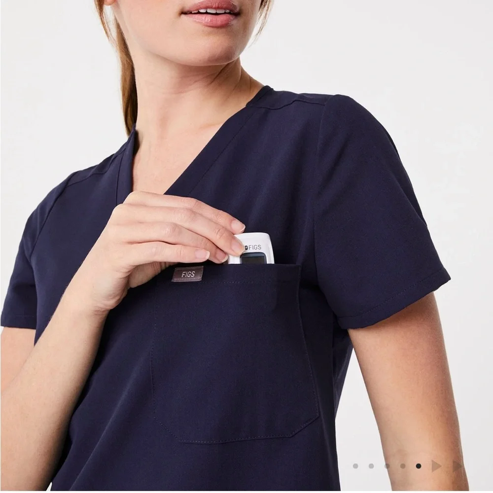 Figs Catarina One-Pocket Scrub Top Size Medium - Picture 9 of 9